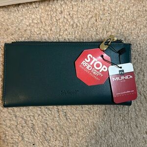 Mundi Women’s Wallet